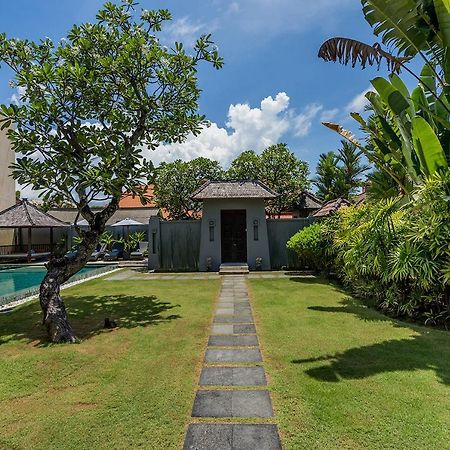 Bali Villa Lotus Seminyak Exterior foto